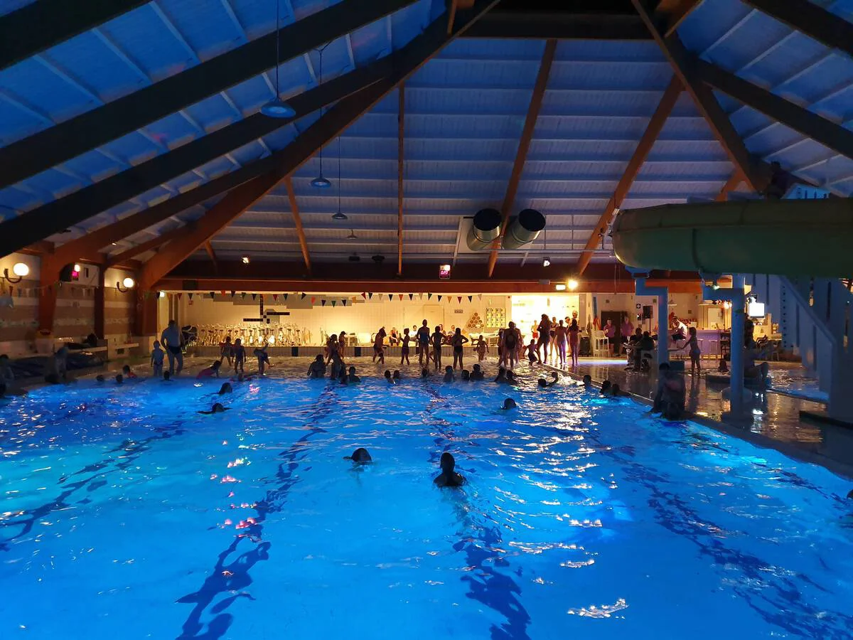 Zwemfeestje vieren in het Molenduinbad Norg